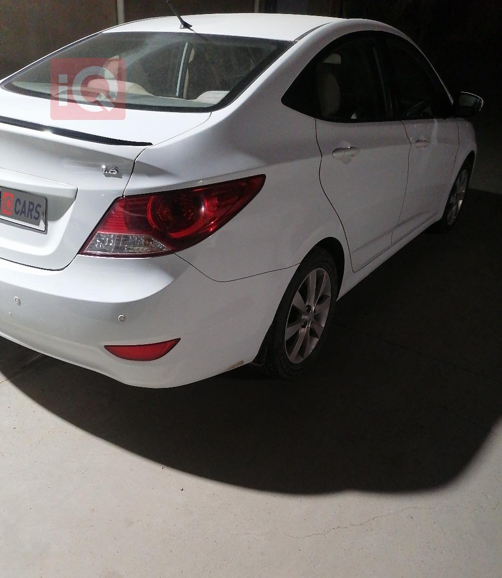 هیۆندای ئەکسنت